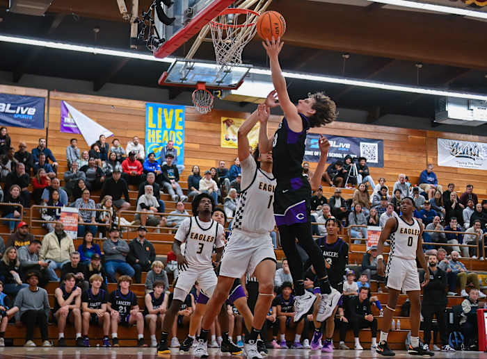 Carlsbad vs Faith Family Academy Torrey Pines Holiday Classic December 30, 2023 Photo-Justin Fine06
